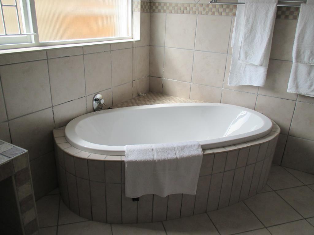Guest House Arosfa Mosselbaai Kamer foto